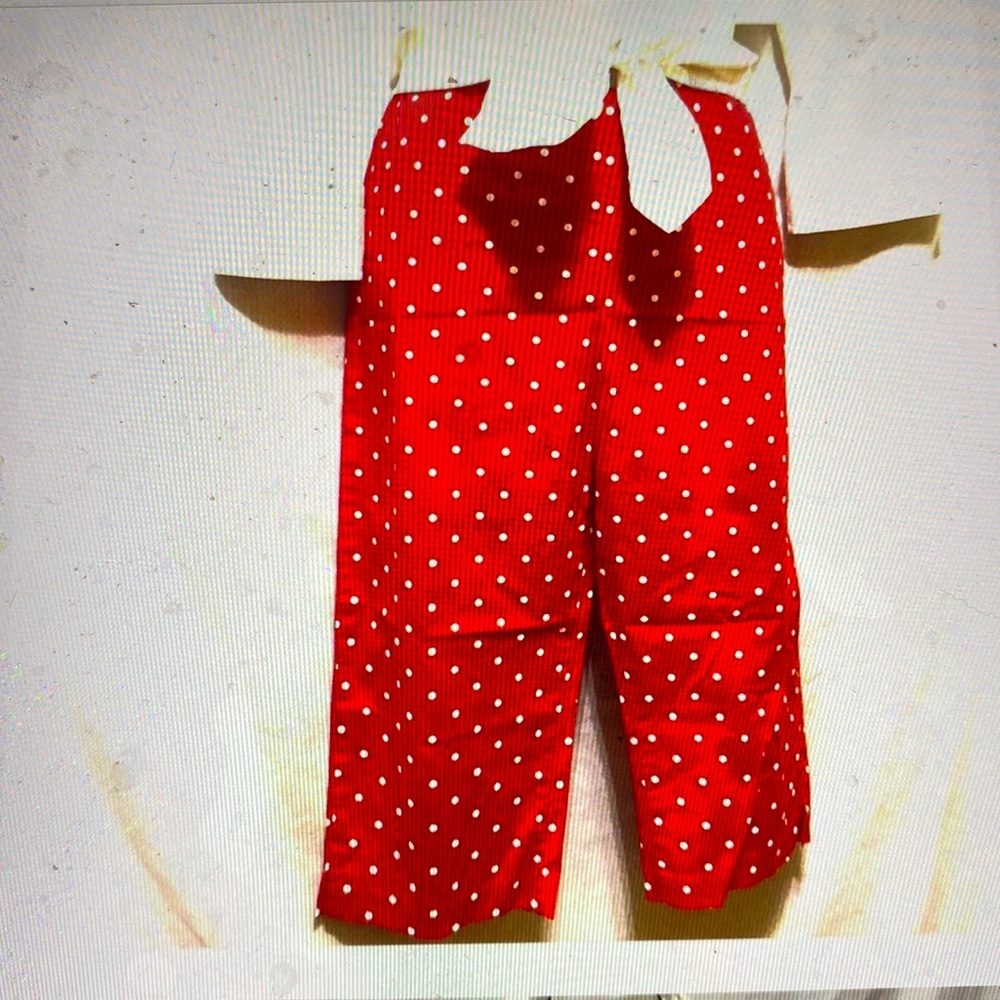 Red polka dot below knee shorts capris size 9
